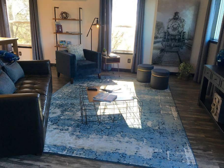 Papillon Cellars - The Loft Ξενοδοχείο Μαριπόζα Εξωτερικό φωτογραφία